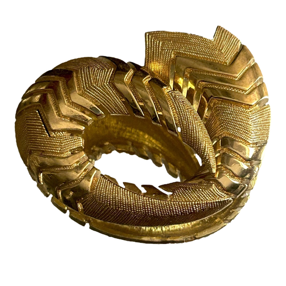 Vintage Monet gold brooch